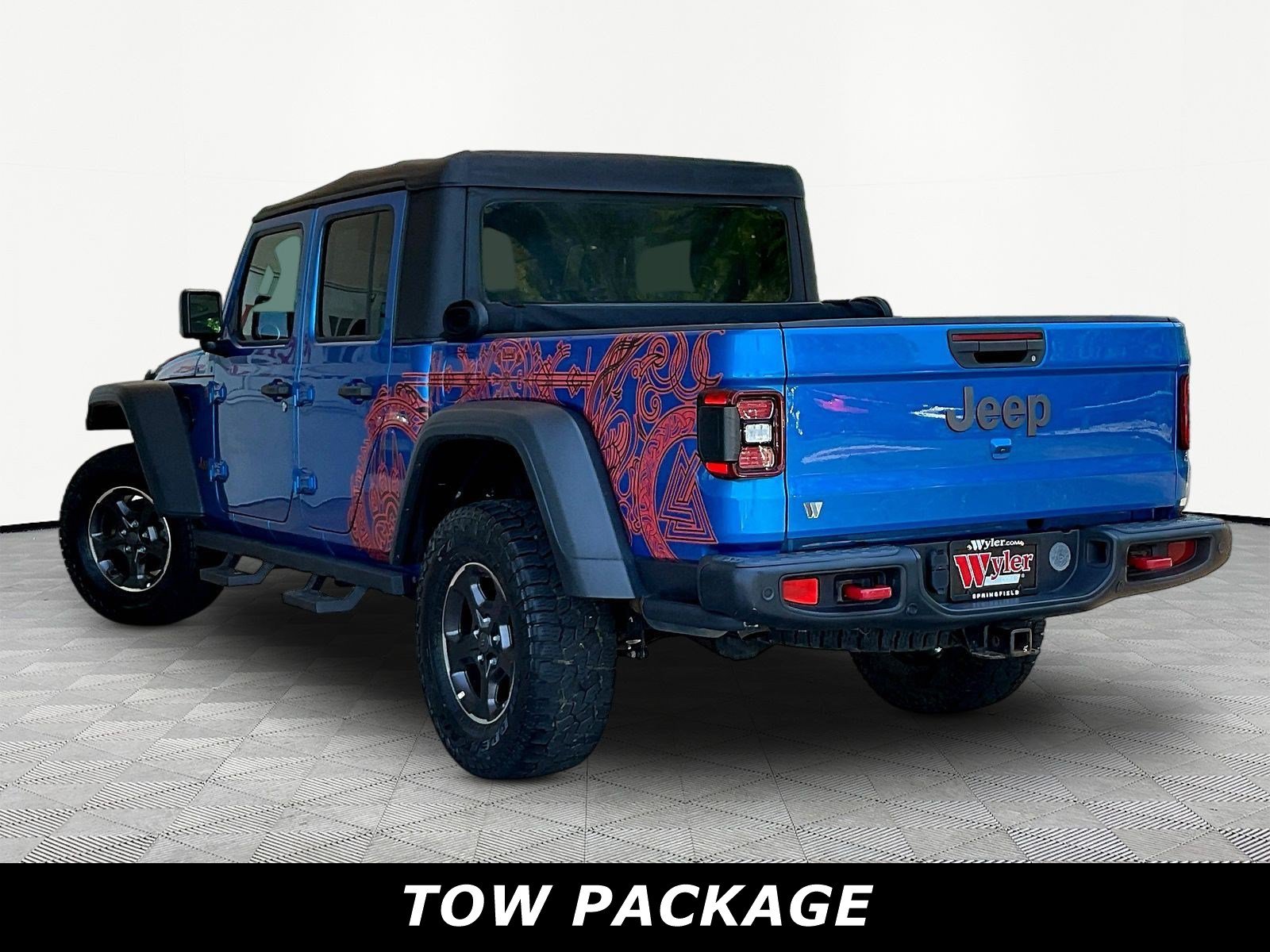 Used 2021 Jeep Gladiator Rubicon AWD/4WD image 4