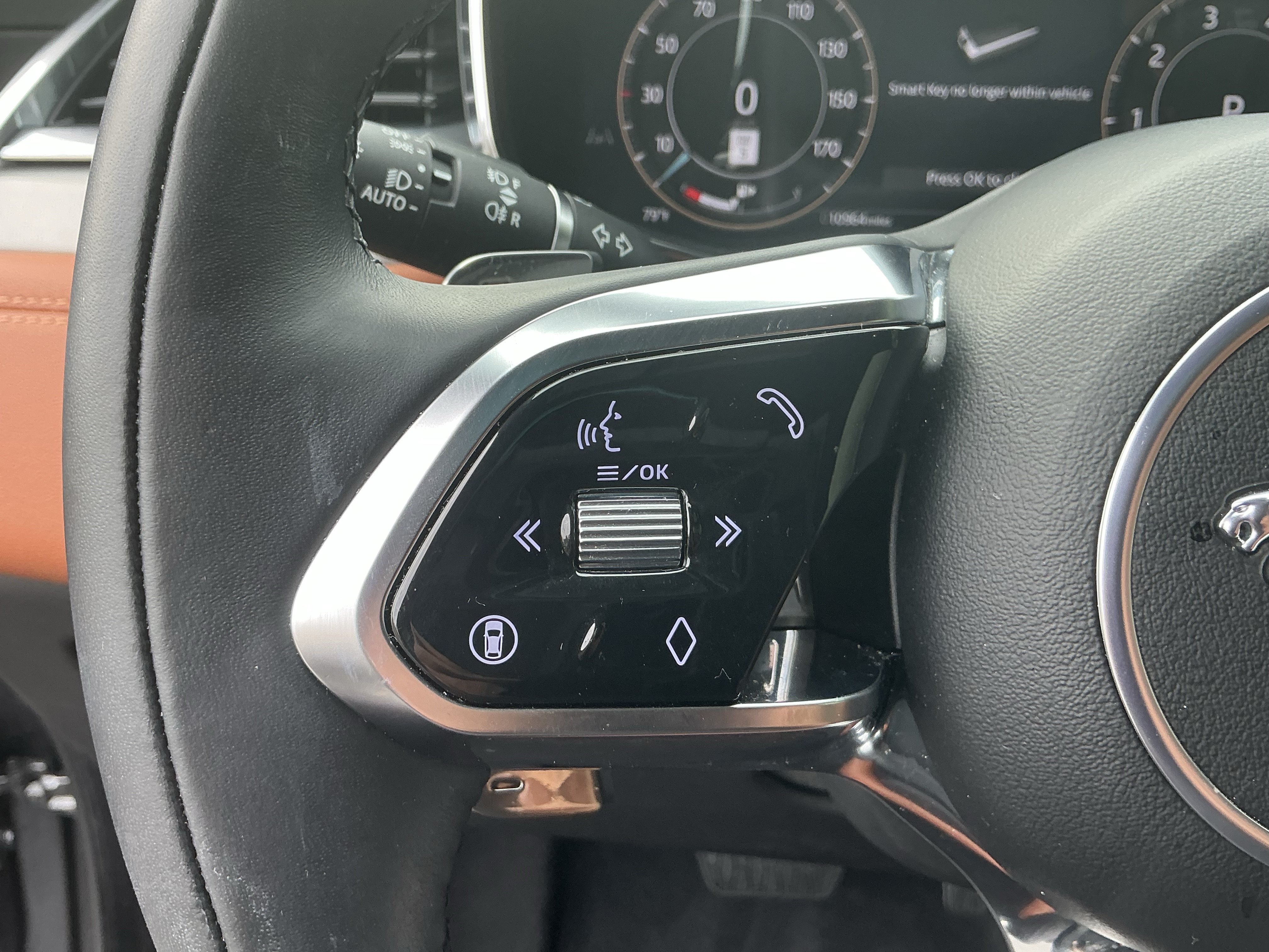 Certified 2026 Jaguar F-PACE R-Dynamic S AWD/4WD image 21