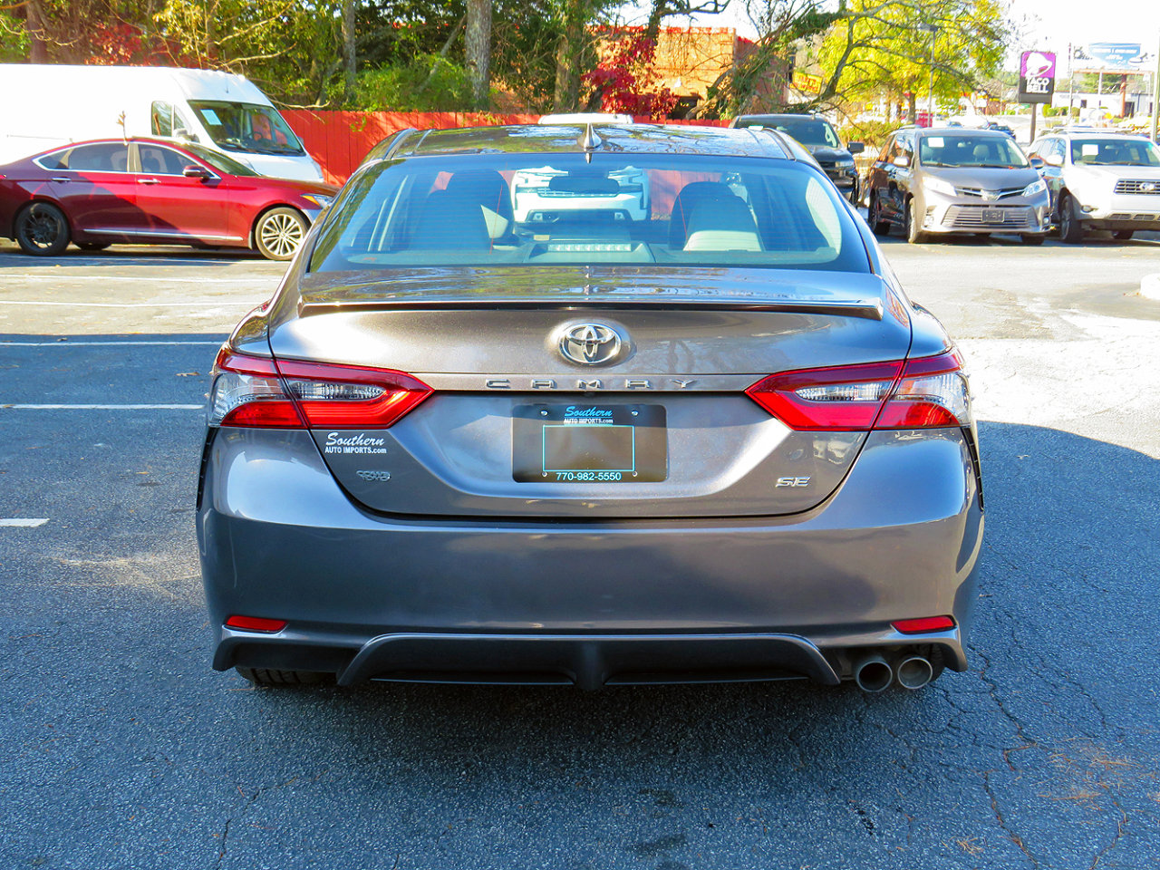 Used 2021 Toyota Camry SE image 8