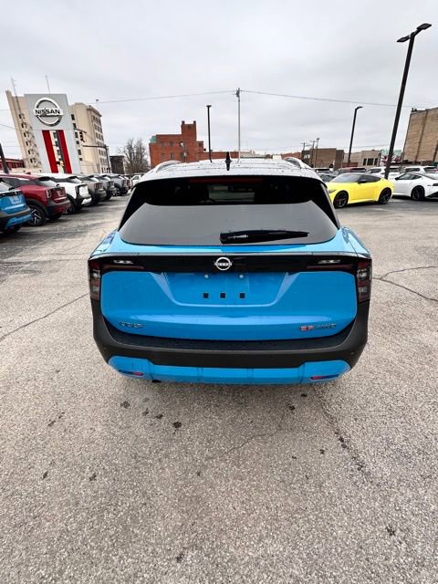 New 2025 Nissan Kicks SR image 8