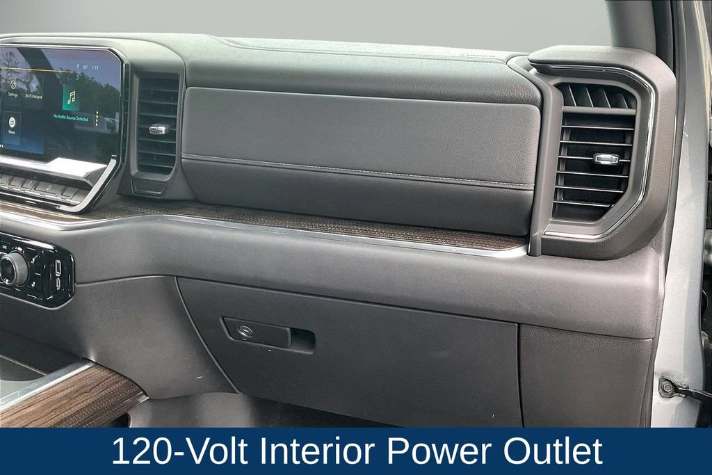 Used 2025 Chevrolet Silverado 1500 LT Trail Boss w/ Convenience Package II AWD/4WD image 23