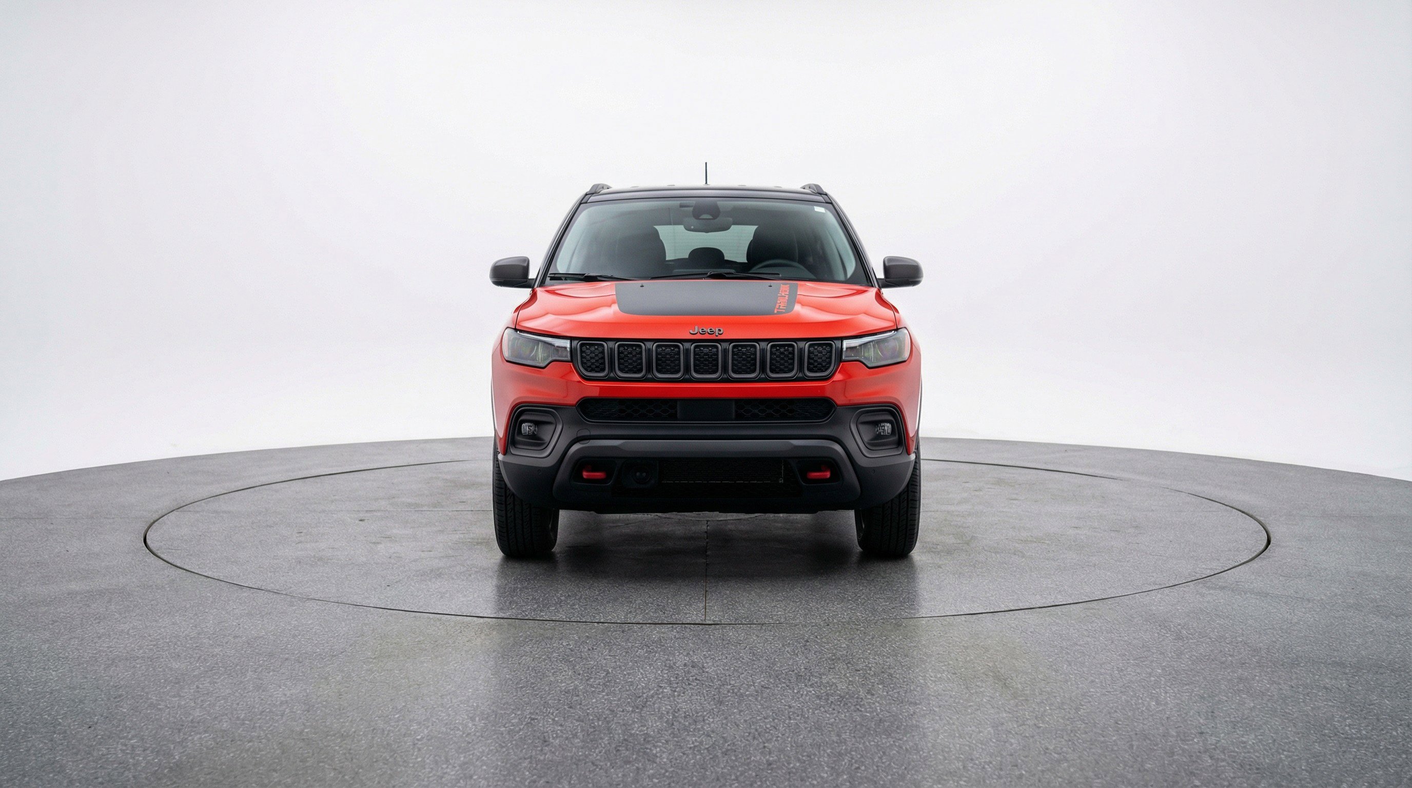 Used 2025 Jeep Compass Trailhawk AWD/4WD image 2