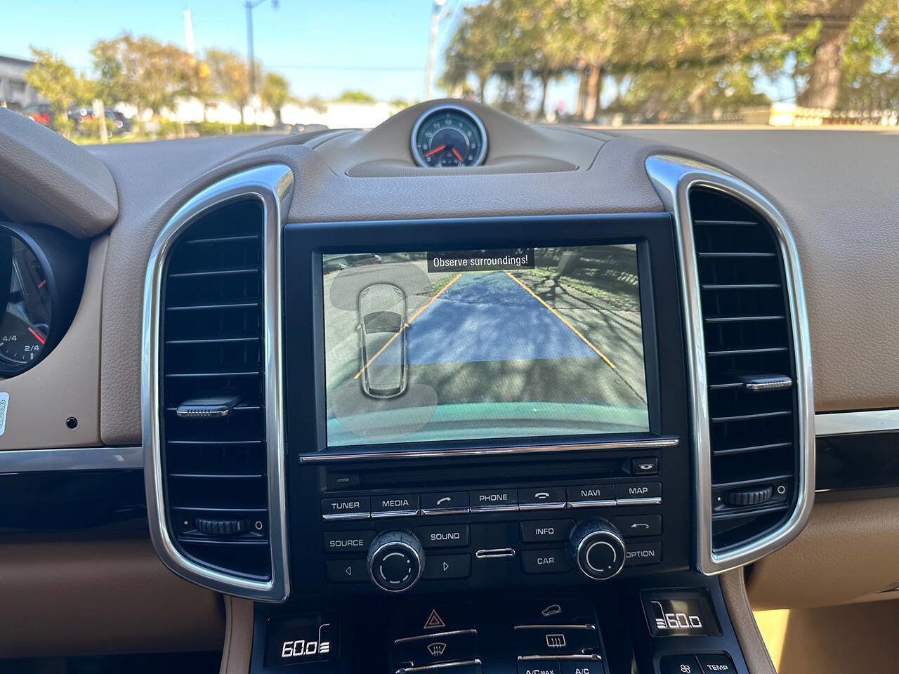 Used 2014 Porsche Cayenne Diesel image 24