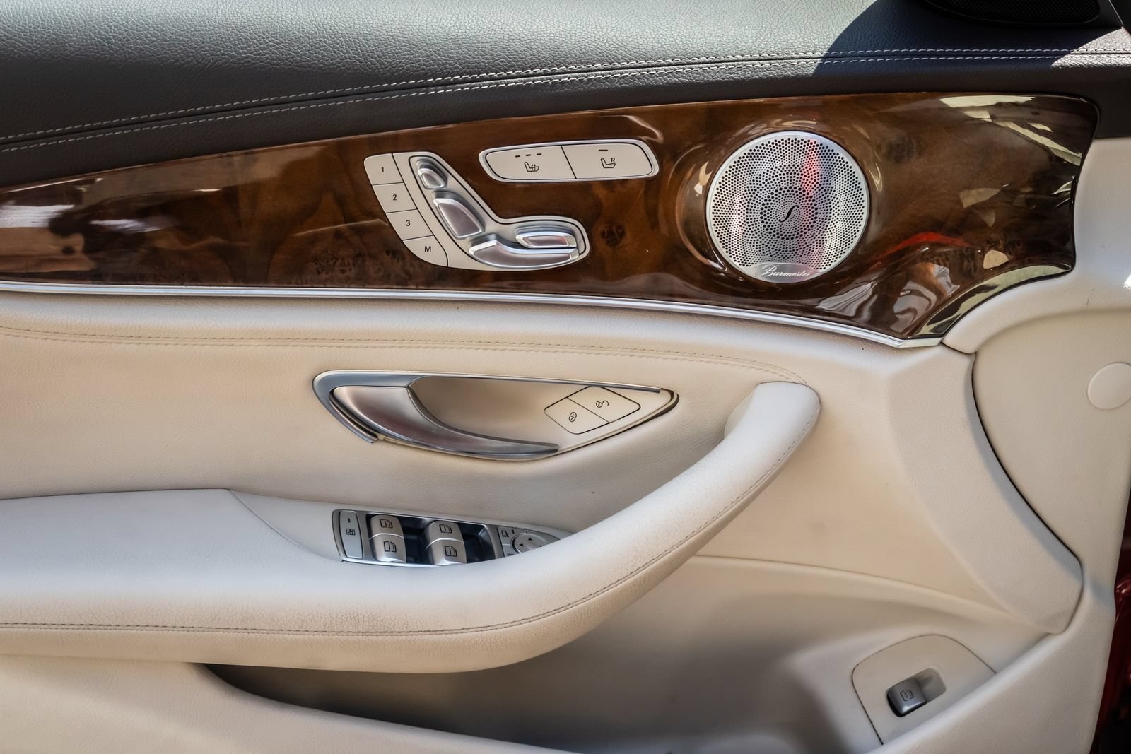 Used 2017 Mercedes-Benz E 300 4MATIC w/ Premium 1 Package image 24
