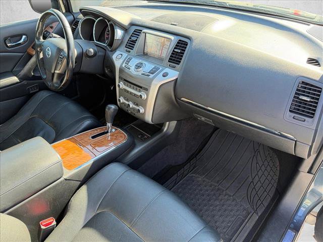 Used 2014 Nissan Murano LE w/ Platinum Edition Package AWD/4WD image 16