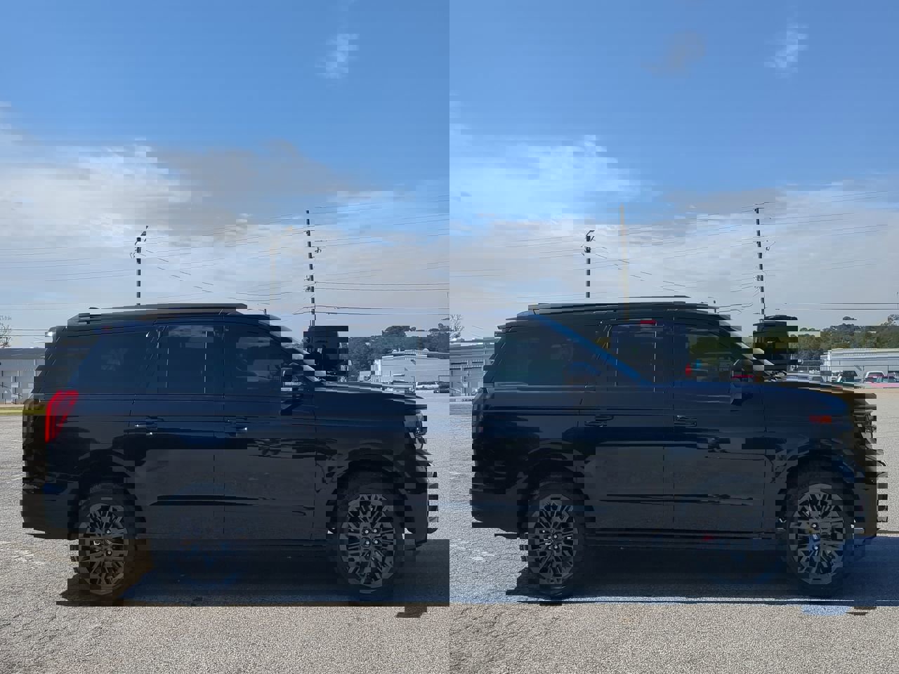 Certified 2025 Ford Expedition Max Platinum w/ Stealth Performance Package image 2