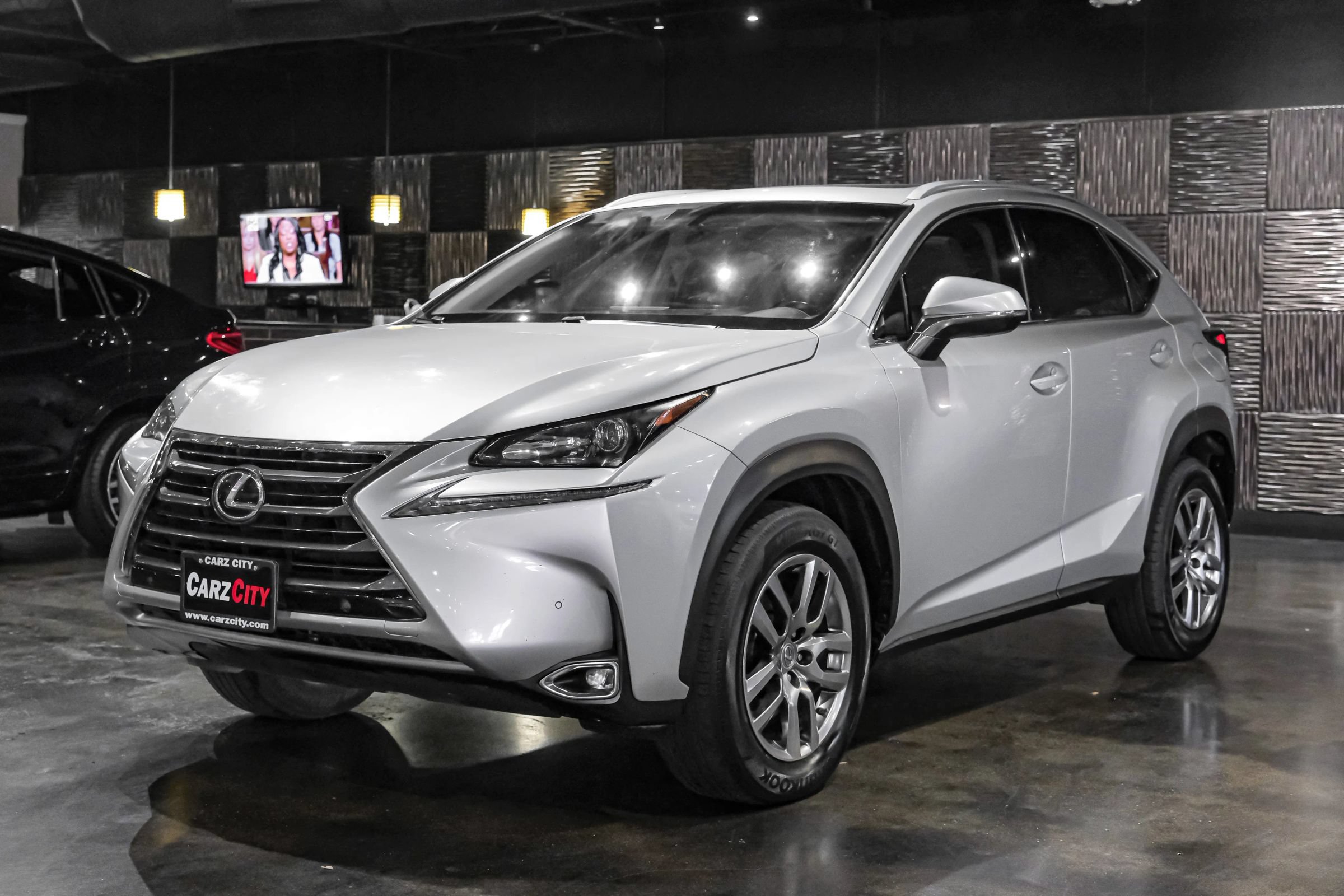 Used 2016 Lexus NX 200t FWD w/ Premium Package image 7