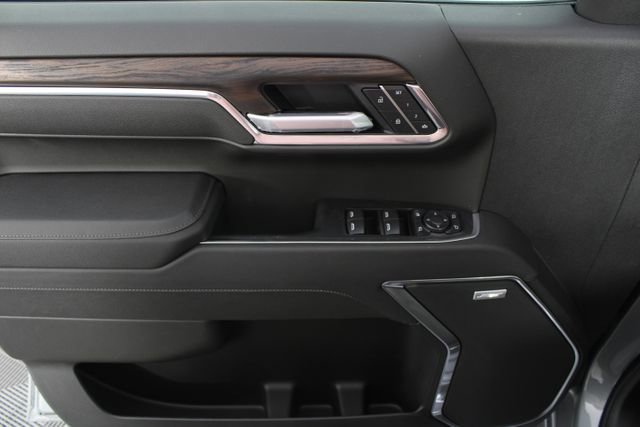 New 2026 GMC Sierra 1500 SLT image 14