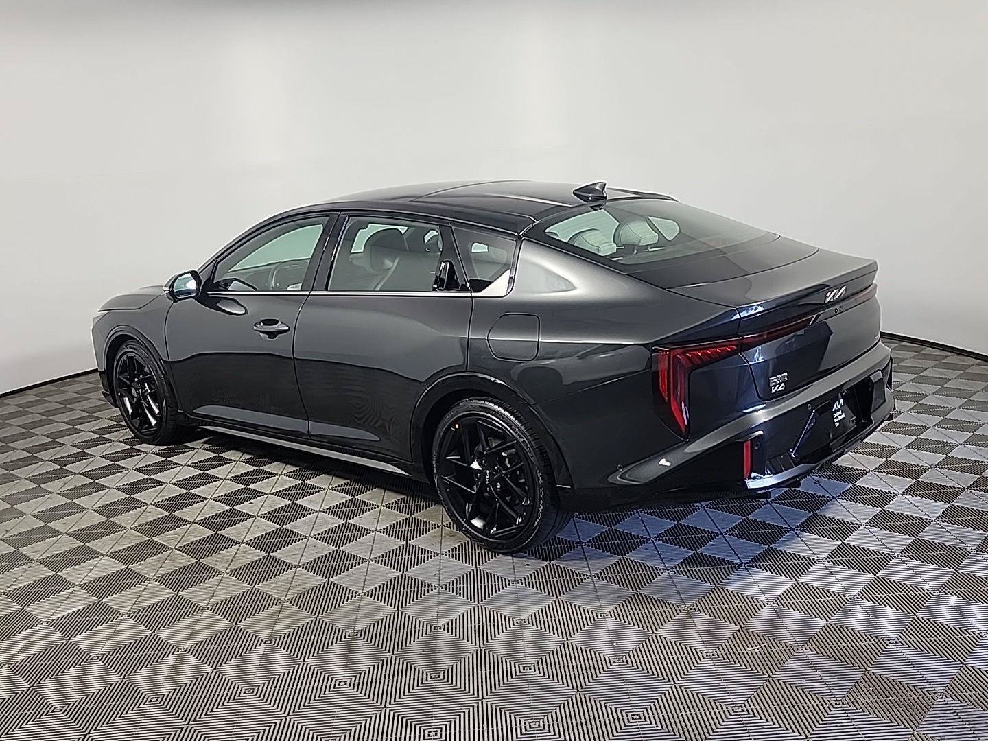 Certified 2025 Kia K4 GT-Line Turbo FWD image 9