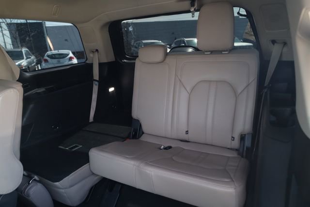 Used 2023 Ford Expedition Limited AWD/4WD image 27