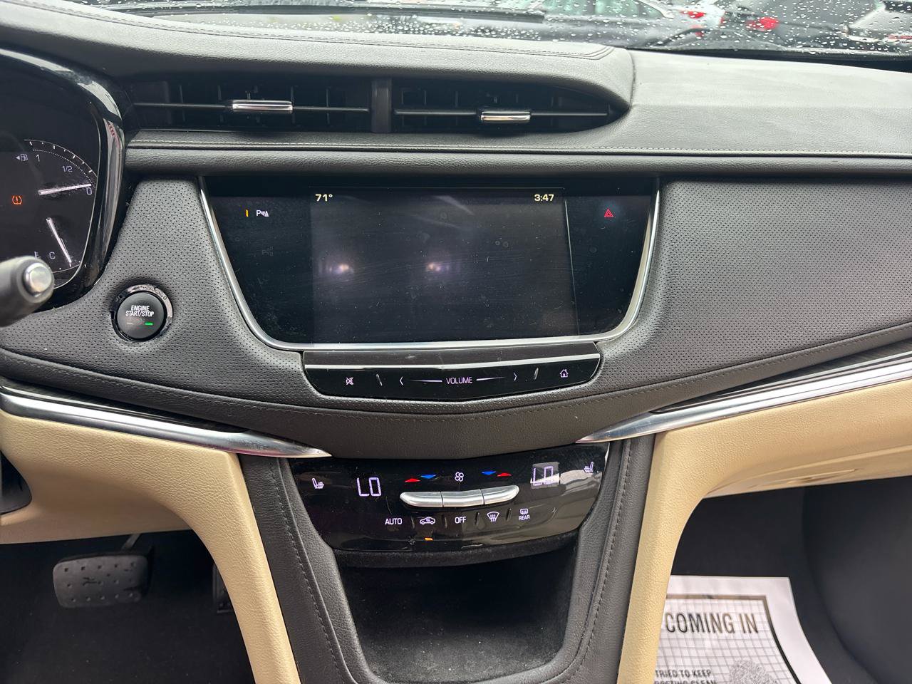 Used 2018 Cadillac XT5 AWD image 14