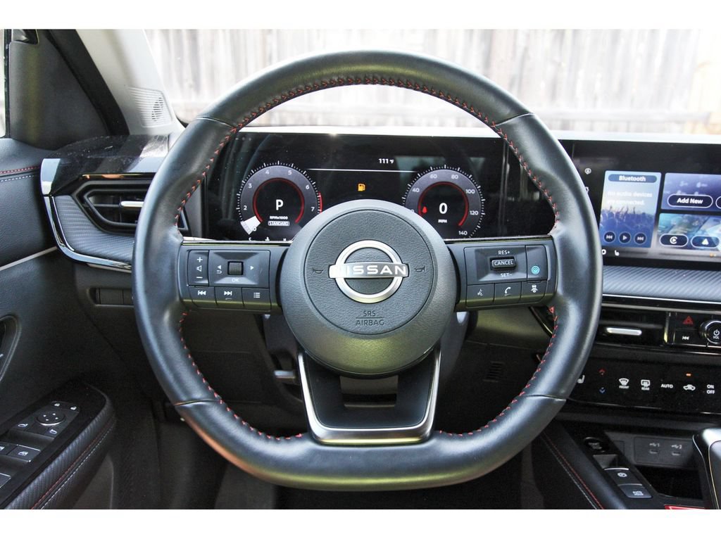 Used 2025 Nissan Kicks SR w/ SR Premium Package AWD/4WD image 16