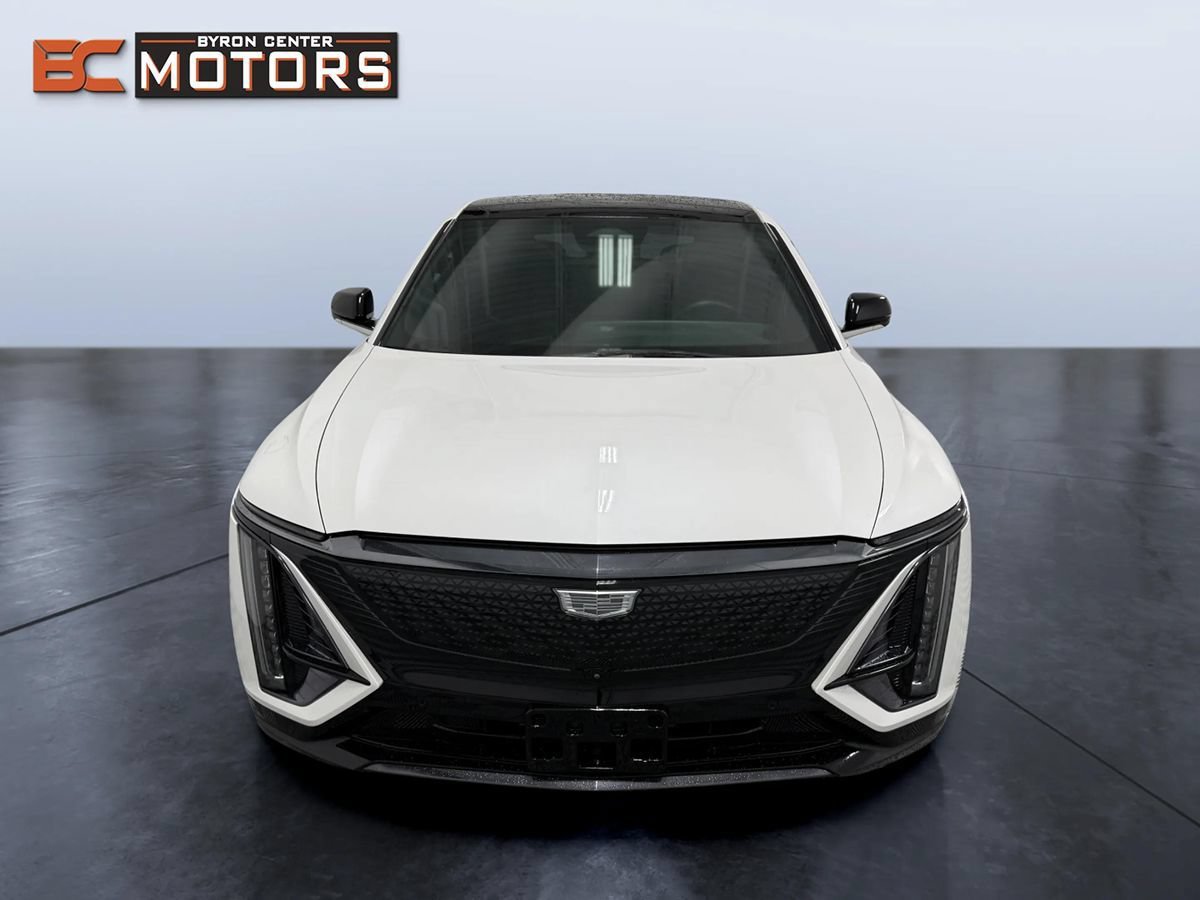Used 2024 Cadillac Lyriq Sport RWD image 8