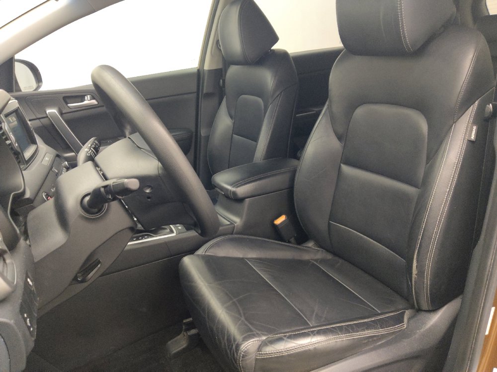 Used 2017 Kia Sportage EX image 17