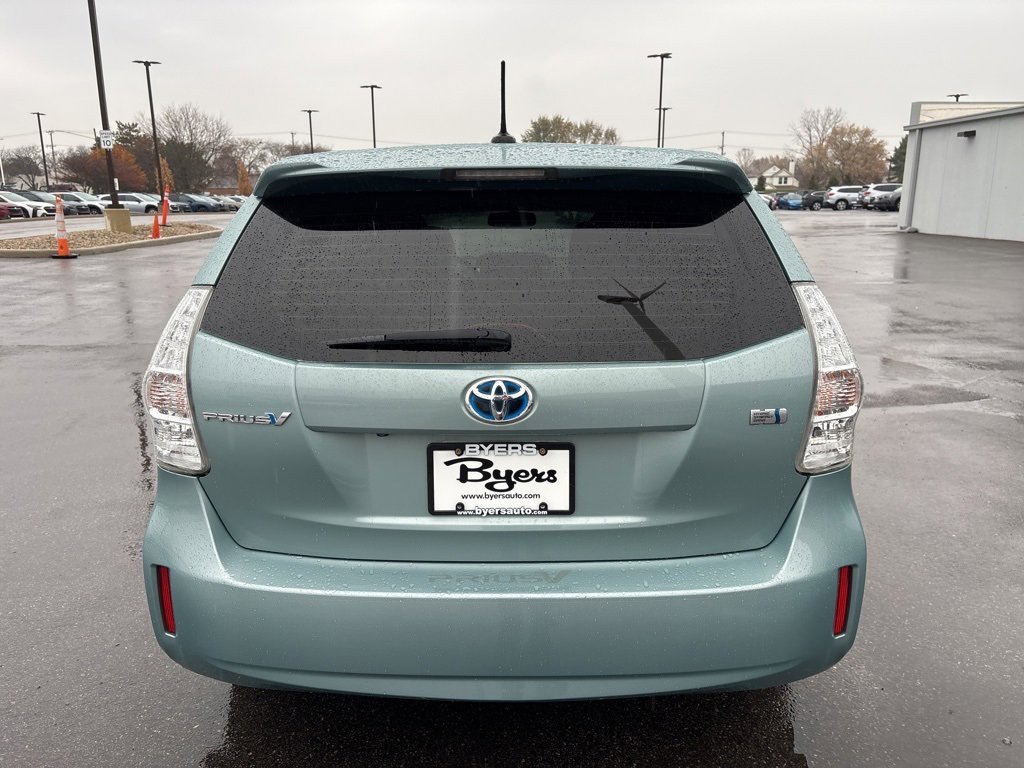 Used 2014 Toyota Prius V Three image 4