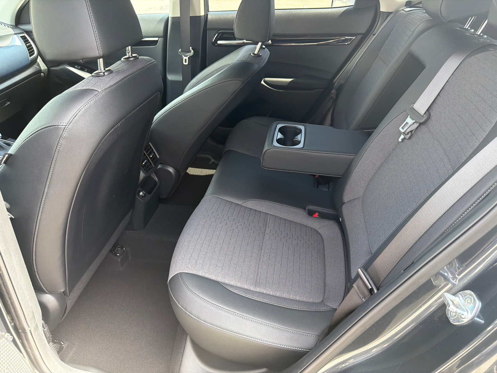 Used 2023 Kia Seltos S w/ Navigation Package FWD image 21