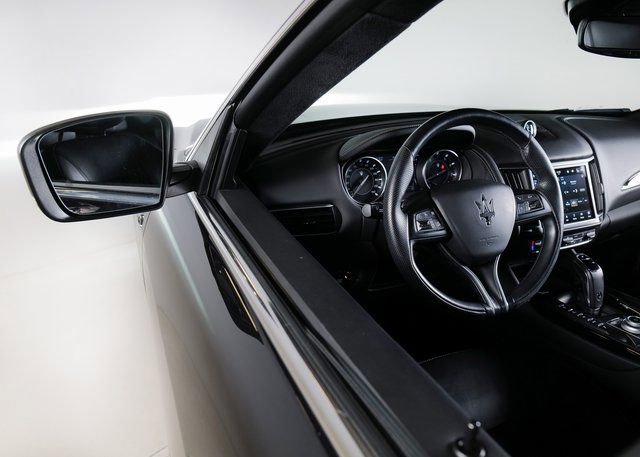 Used 2022 Maserati Levante Modena image 23