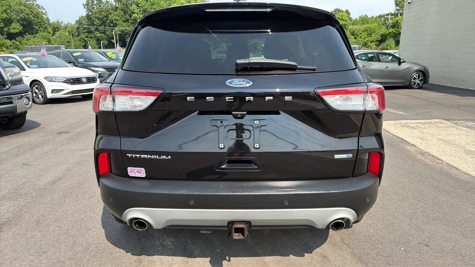 Used 2020 Ford Escape Titanium AWD/4WD image 4