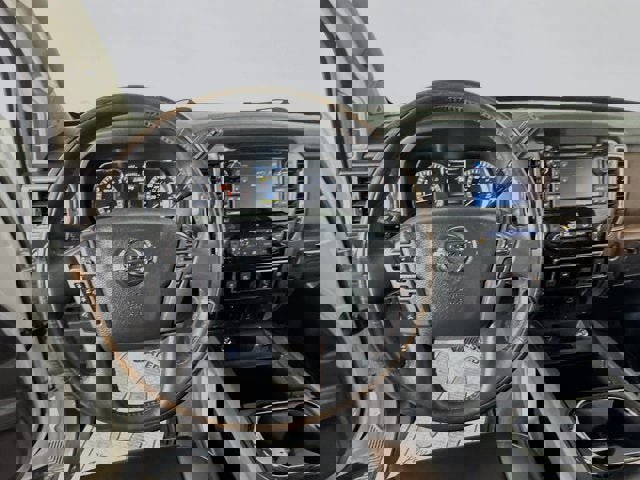 Used 2017 Nissan Titan Platinum Reserve image 10