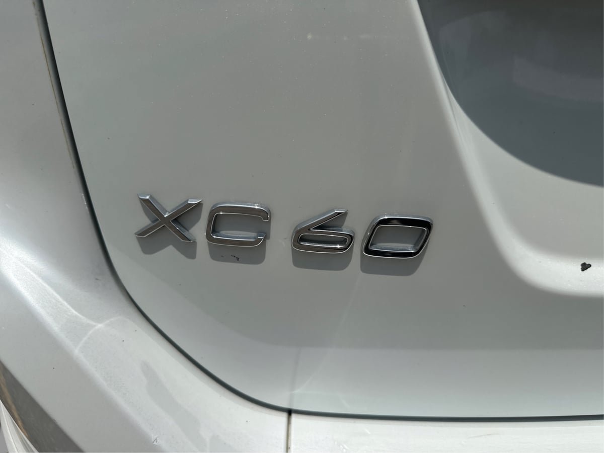 Used 2018 Volvo XC90 T6 Momentum w/ Convenience Package AWD/4WD image 27