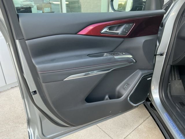 New 2026 Chevrolet Traverse RS w/ LPO, Floor Liner Package AWD/4WD image 18