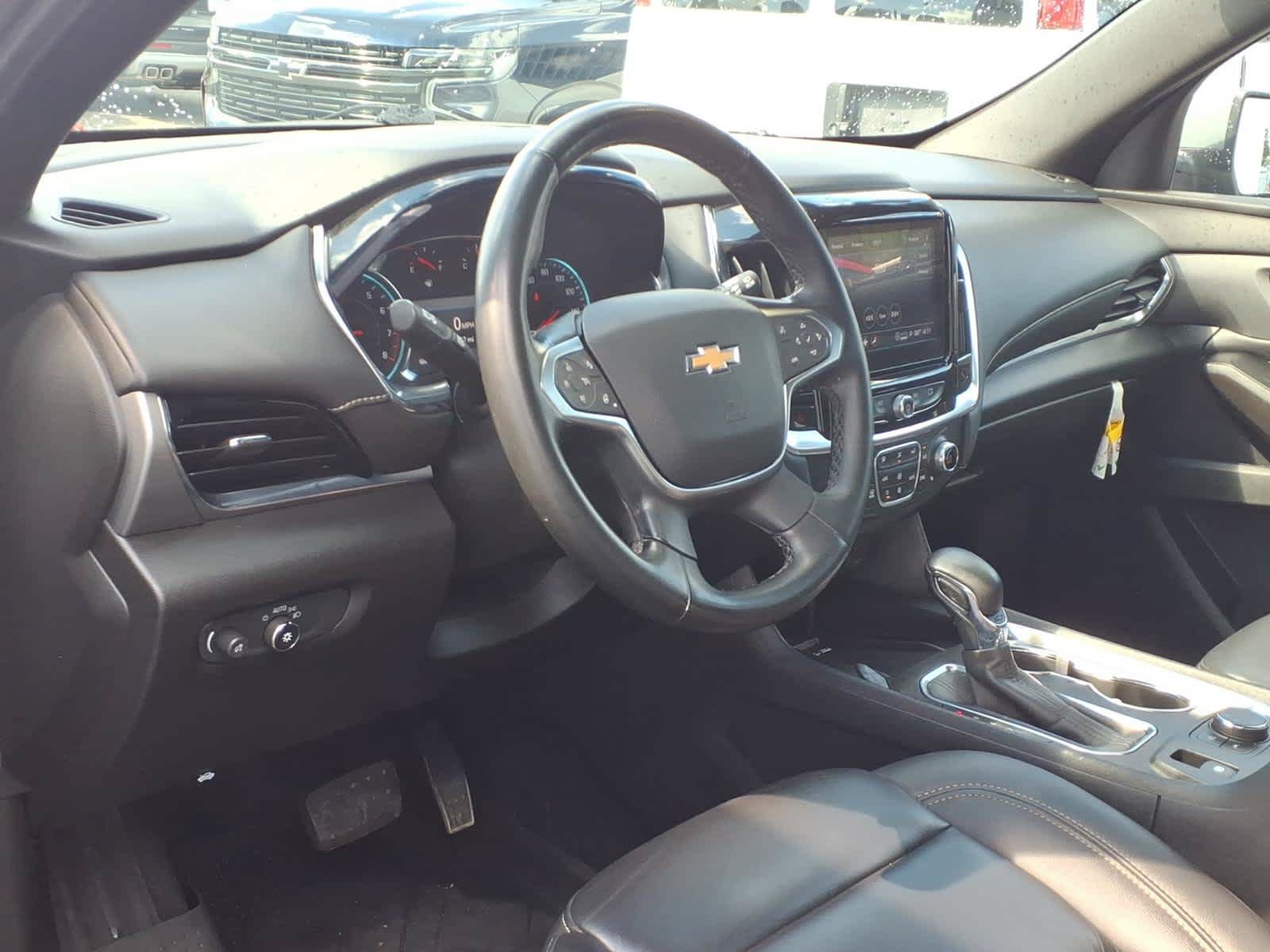 Certified 2023 Chevrolet Traverse LT w/ LPO, Floor Liner Package AWD/4WD image 9