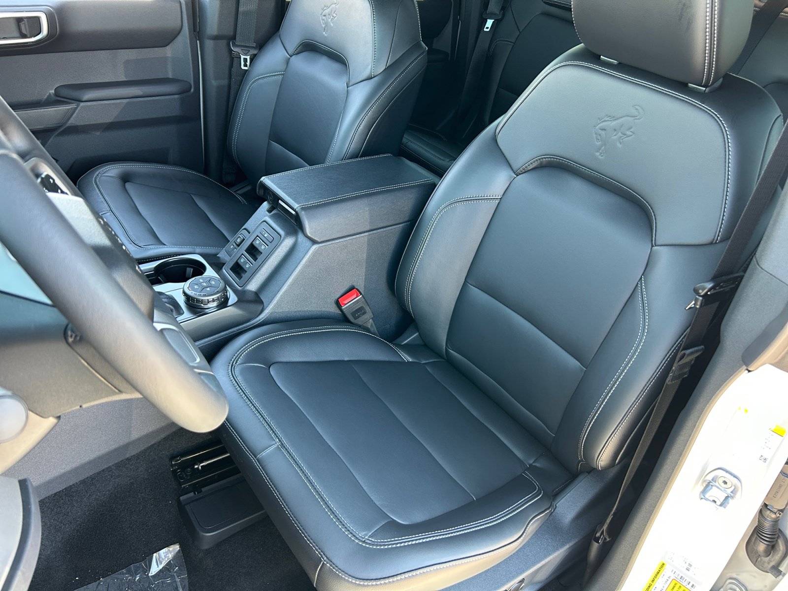 New 2026 Ford Bronco Outer Banks w/ Sasquatch Package AWD/4WD image 14