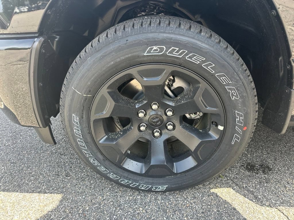 New 2026 RAM 1500 Express AWD/4WD image 34