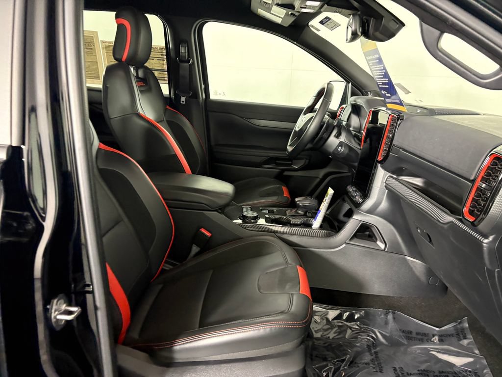 Certified 2025 Ford Ranger Raptor AWD/4WD image 34
