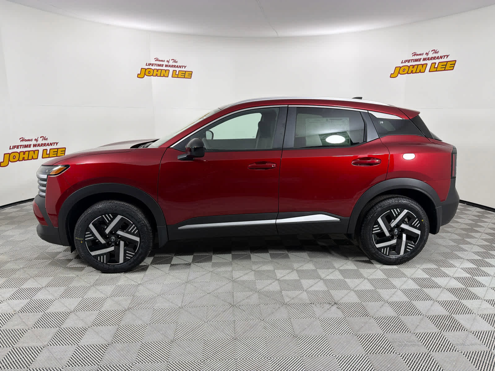 New 2026 Nissan Kicks SV w/ SV Premium Package image 2