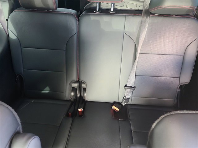 Used 2024 Chevrolet Traverse RS image 14
