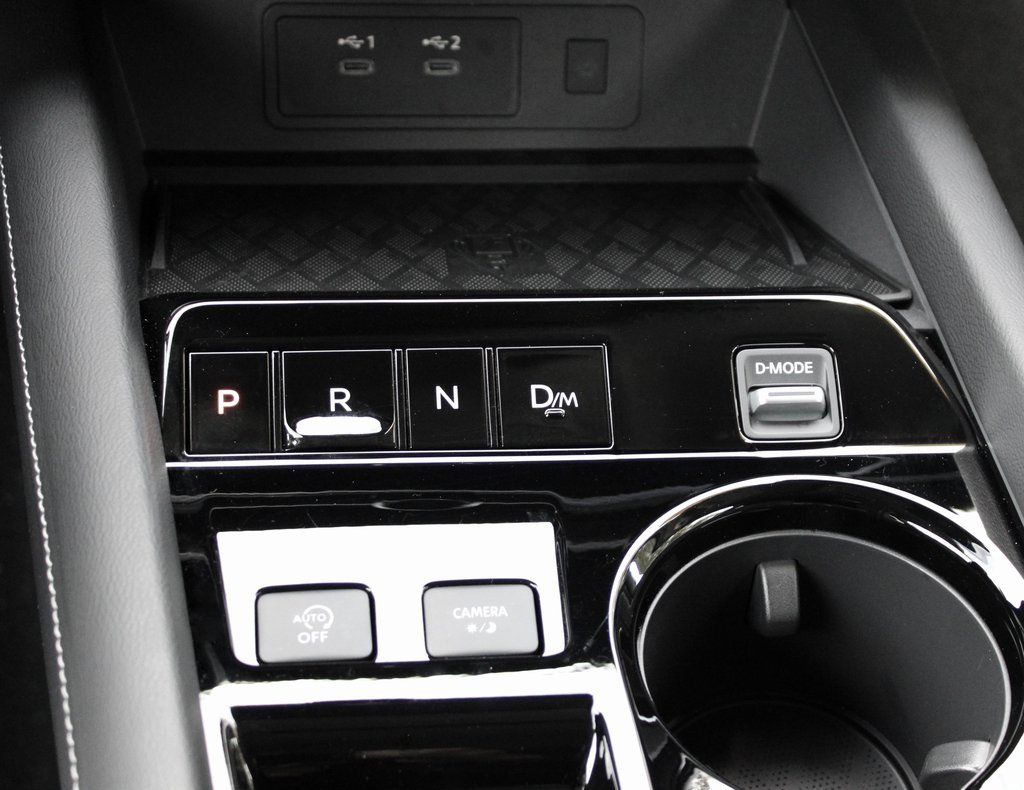 Certified 2025 Nissan Murano SV image 40