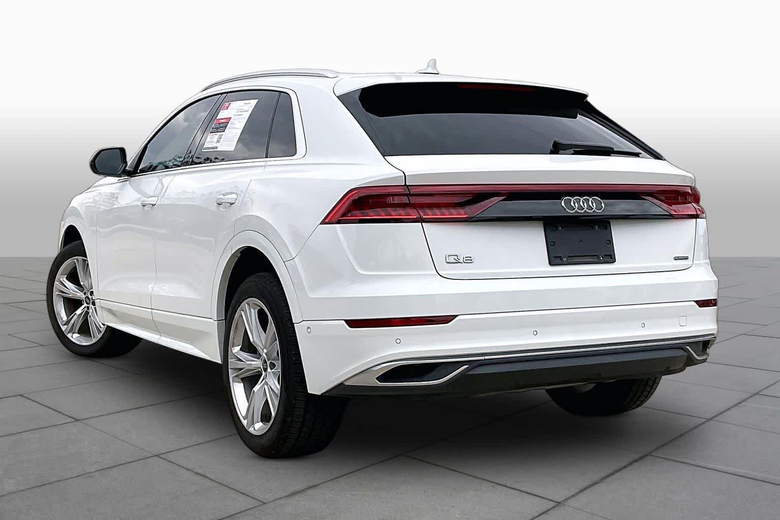 Used 2023 Audi Q8 Premium w/ Convenience Package AWD/4WD image 11