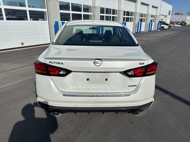 Used 2023 Nissan Altima 2.0 SR image 4