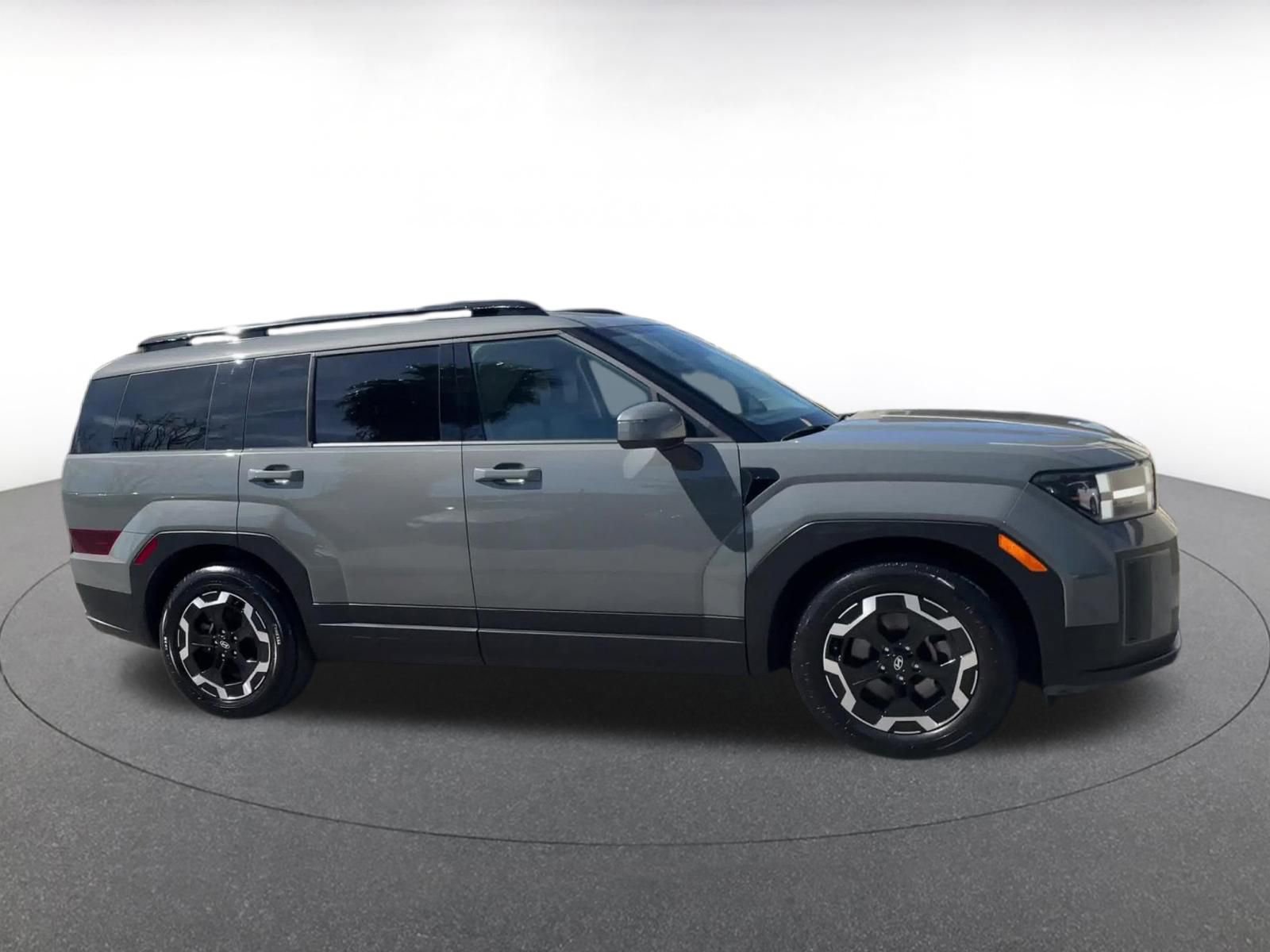 Used 2025 Hyundai Santa Fe SEL image 16