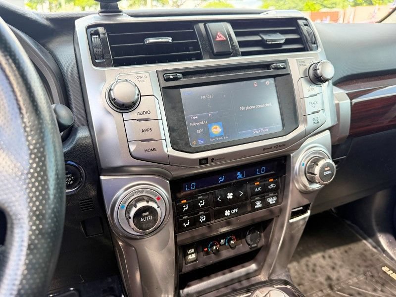 Used 2016 Toyota 4Runner Limited AWD/4WD image 22
