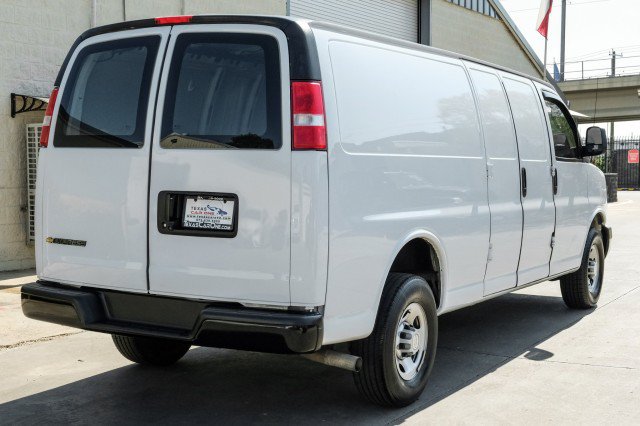 Used 2022 Chevrolet Express 2500 Extended w/ Driver Convenience Package RWD image 6