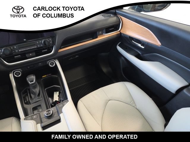 Used 2026 Toyota Grand Highlander AWD image 19
