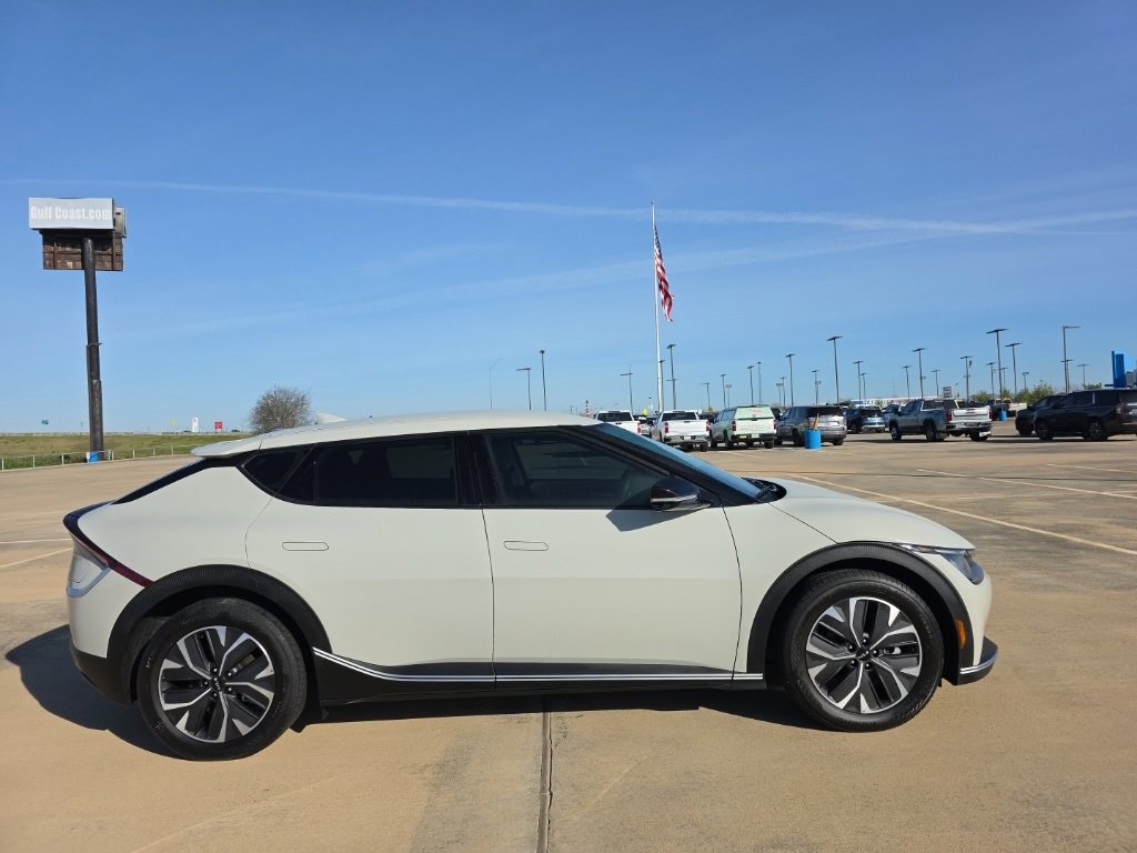 Used 2024 Kia EV6 Light image 5