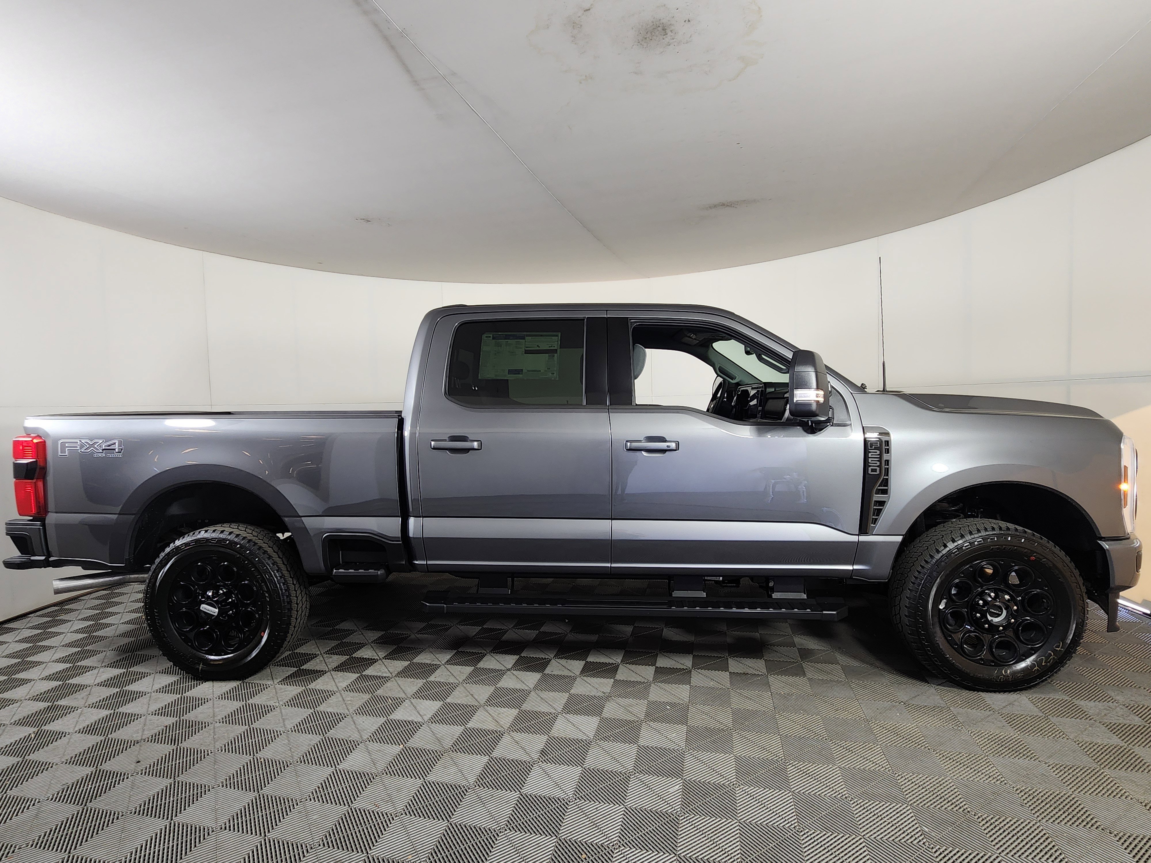 New 2026 Ford F250 XLT image 9