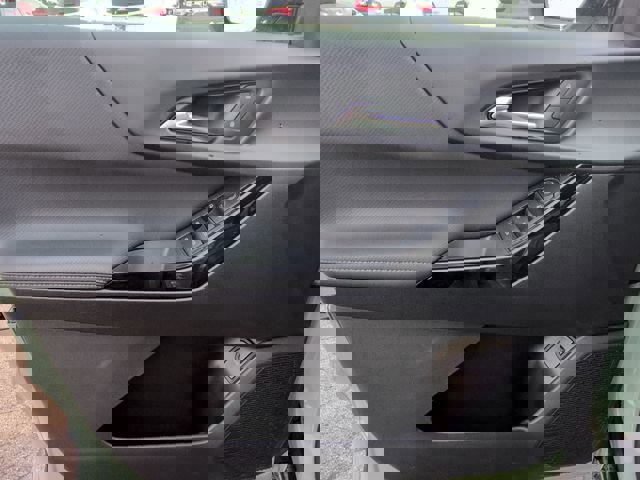 New 2026 Chevrolet Equinox LT w/ Convenience Package II image 38