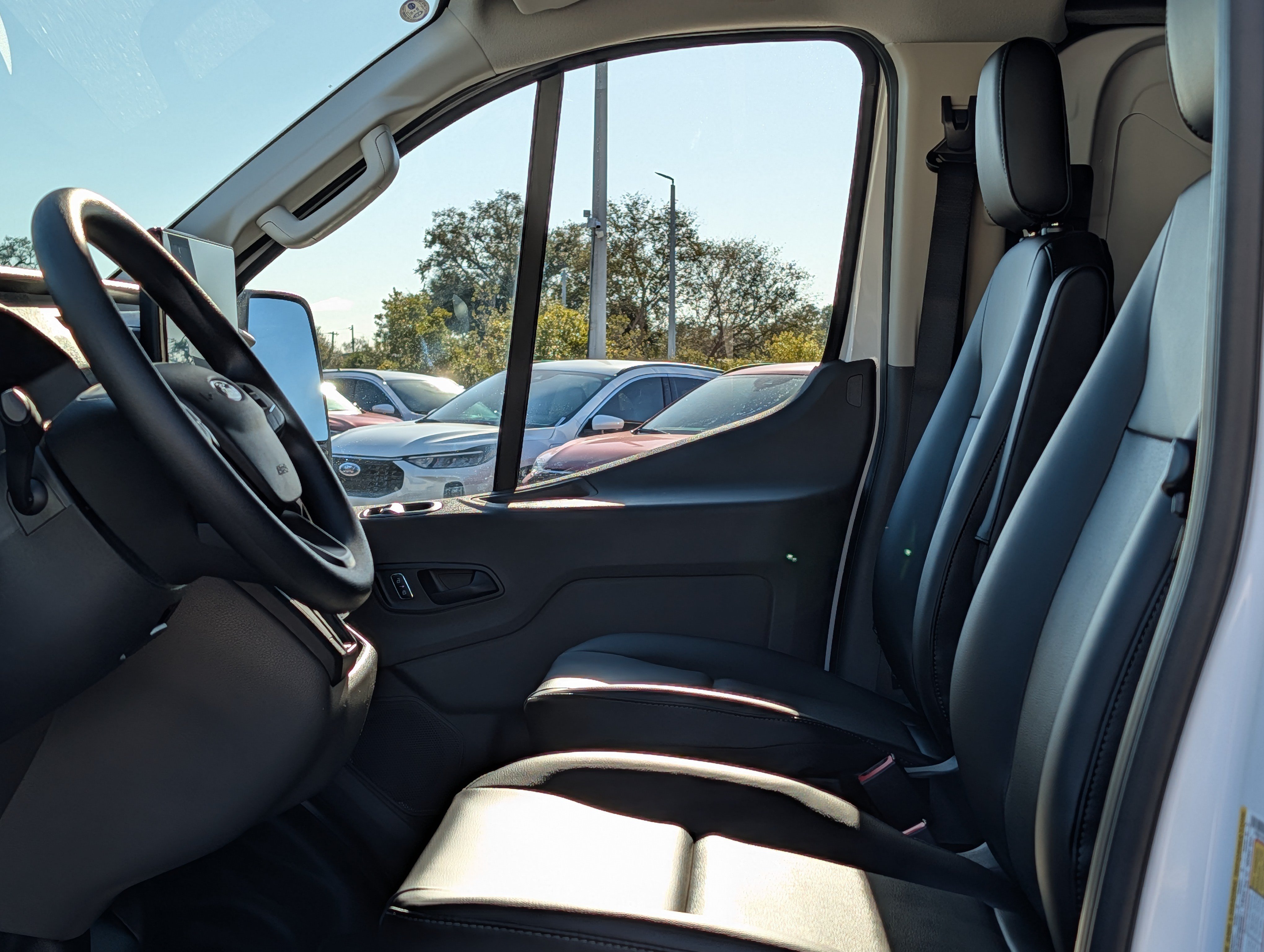 New 2026 Ford Transit 250 Low Roof RWD image 19
