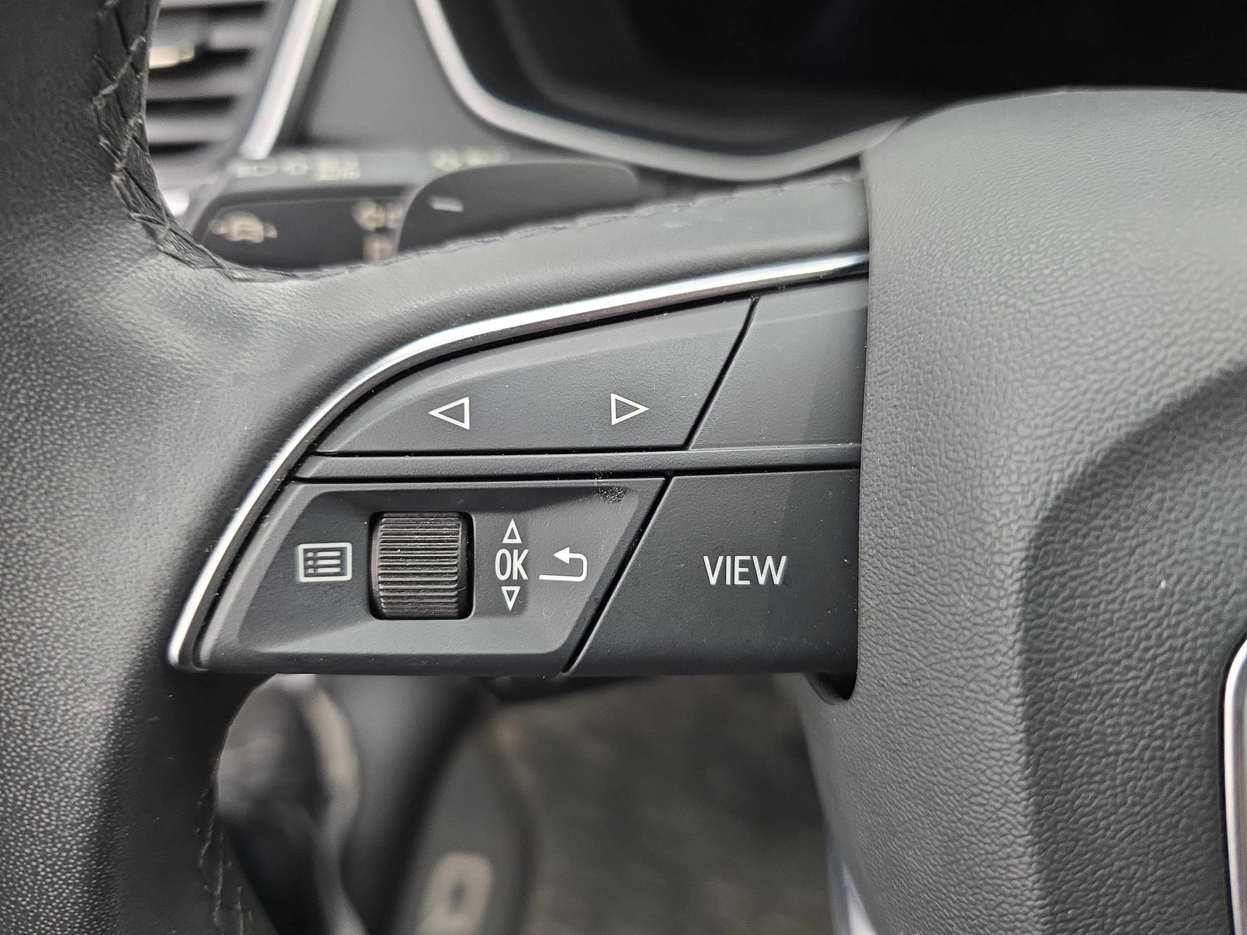 Used 2022 Audi Q5 2.0T Premium Plus image 17