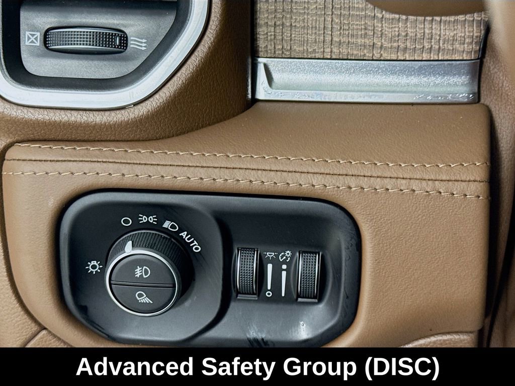 Used 2021 RAM 1500 Limited AWD/4WD image 12