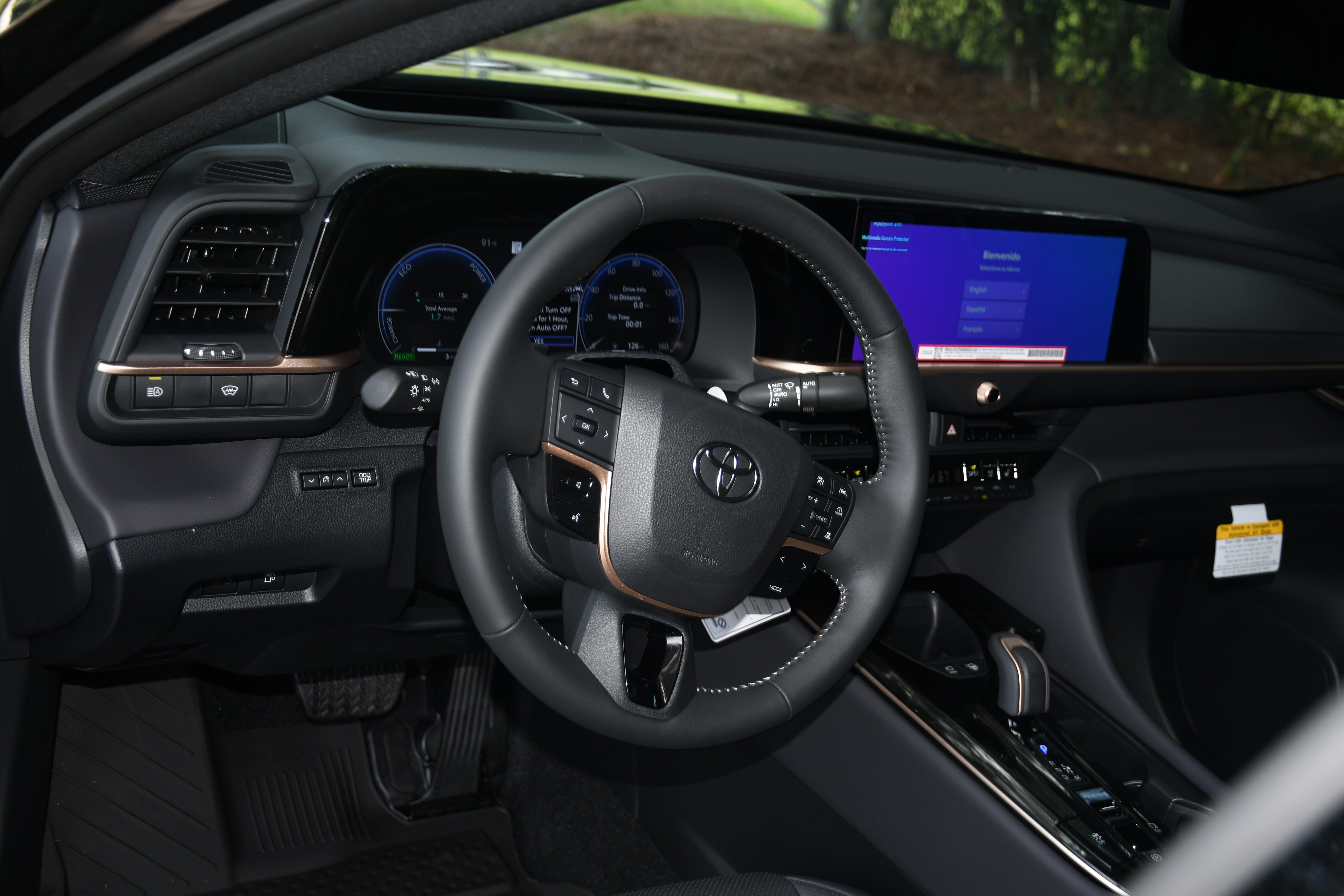 New 2026 Toyota Crown Platinum AWD/4WD image 4
