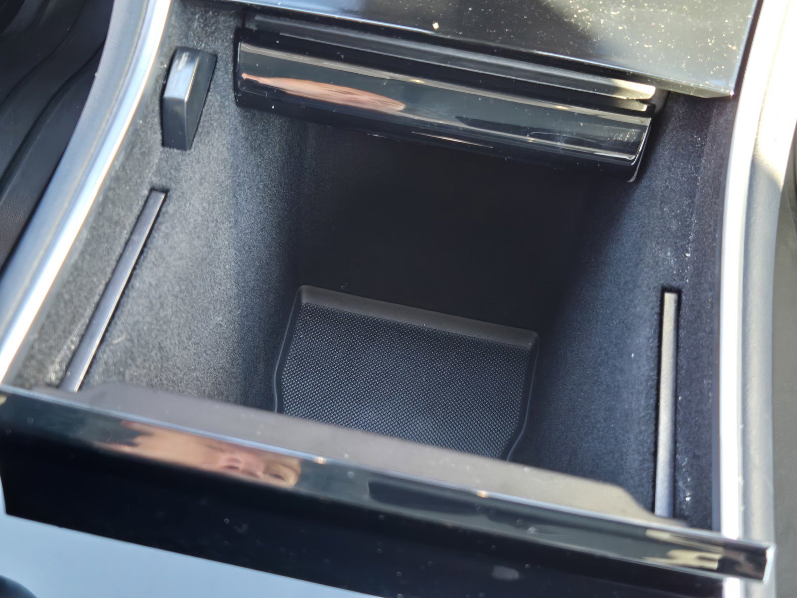 Used 2019 Tesla Model 3 Standard Range Plus image 25