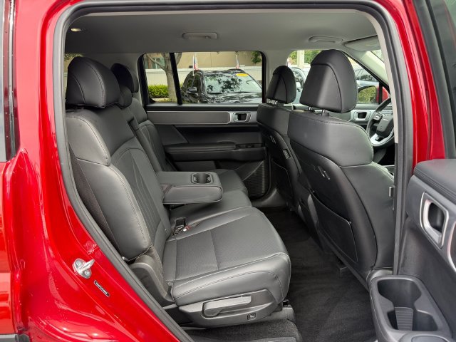 Used 2026 Hyundai Santa Fe SEL FWD image 16