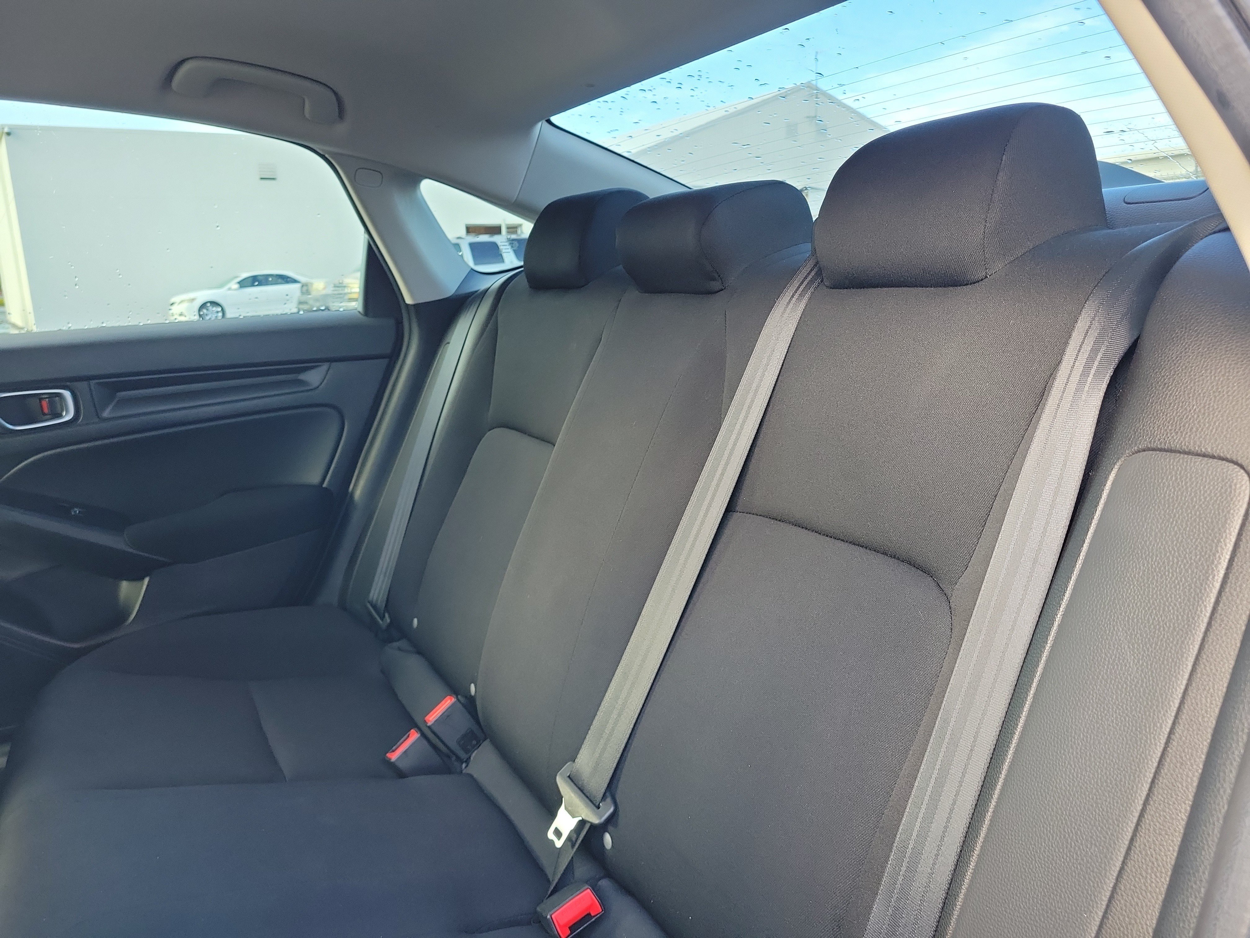 Used 2022 Honda Civic LX image 9