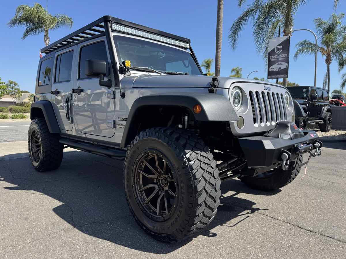 Used 2015 Jeep Wrangler Unlimited Sport AWD/4WD image 9