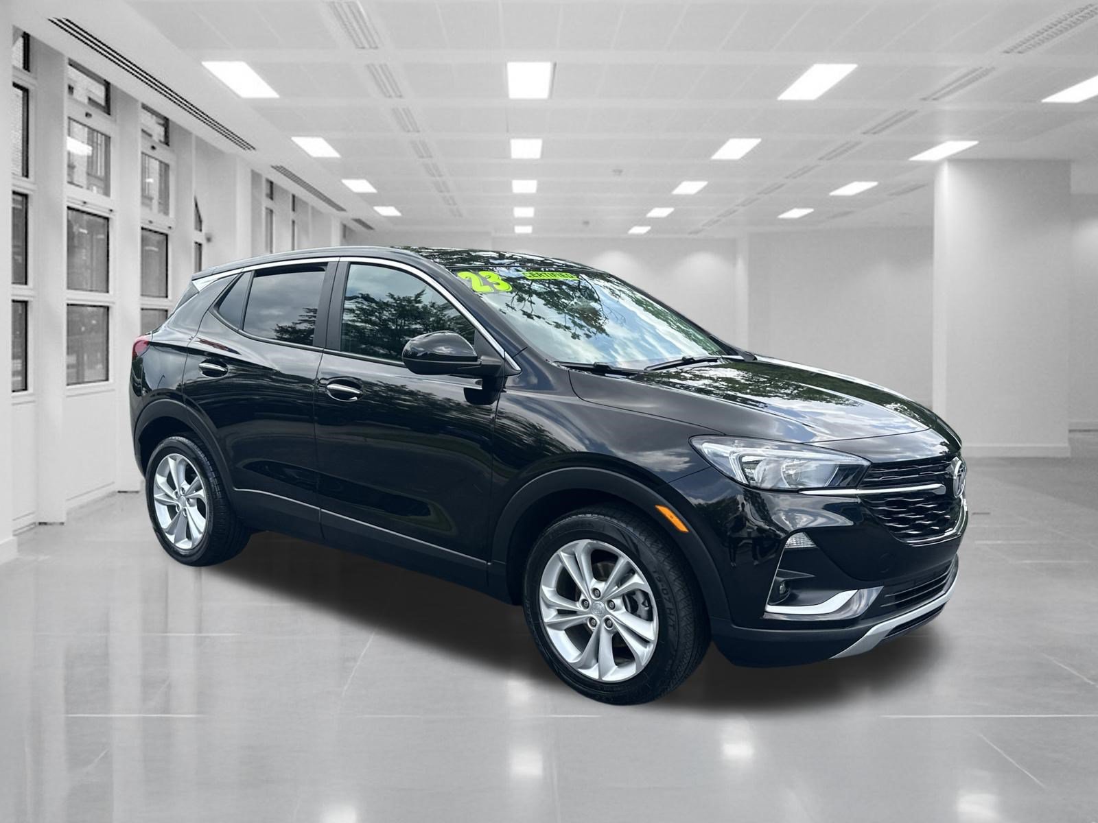 Certified 2023 Buick Encore GX Preferred FWD image 3